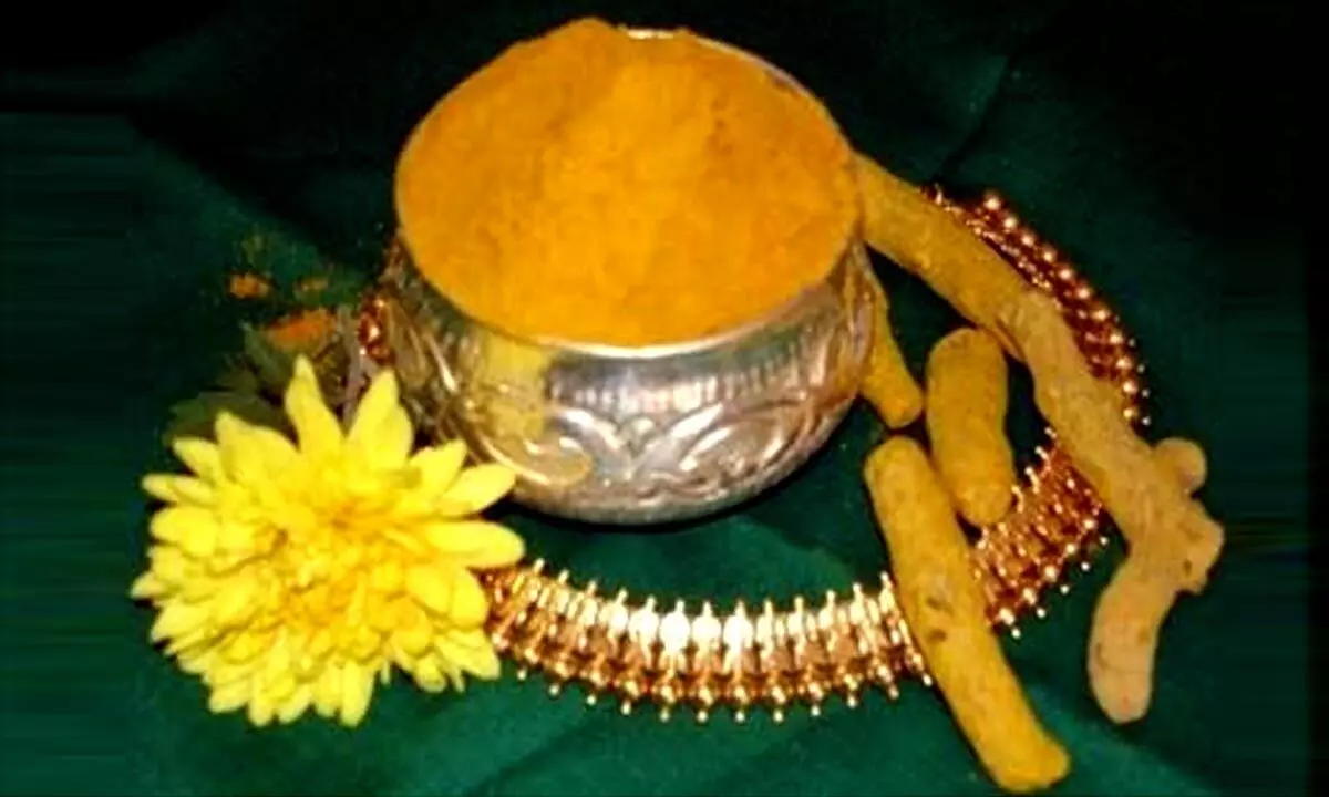 Ubtans have been a huge part of the ancient Indian Beauty treatment, even today, for pre-wedding ceremonies, ubtan is applied.