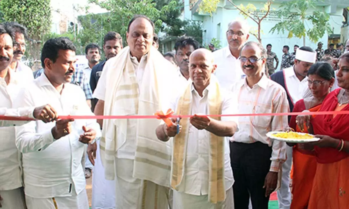 TTD EO inaugurates Photo Exhibition at Sri Venkateswara Vaibhavotsavam in Nellore