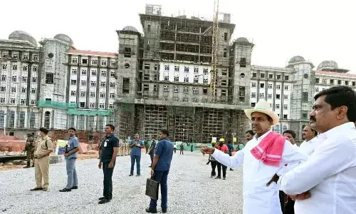 Complete new Secretariat, no compromise on quality: CM KCR