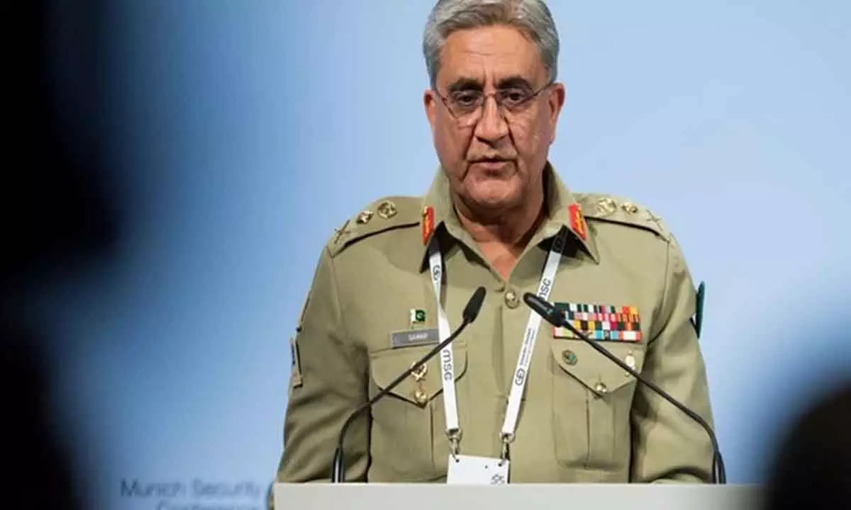 Pakistan Army Chief, visting US commander discuss bilateral military ties