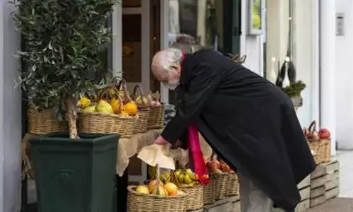 Representational image