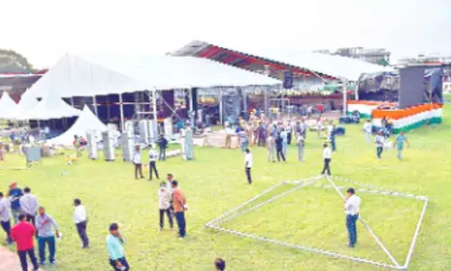 Arrangements are being made at the LB Stadium in Hyderabad for the closing ceremony of Swatantra Bharata Vajrotsavaalu on Monday