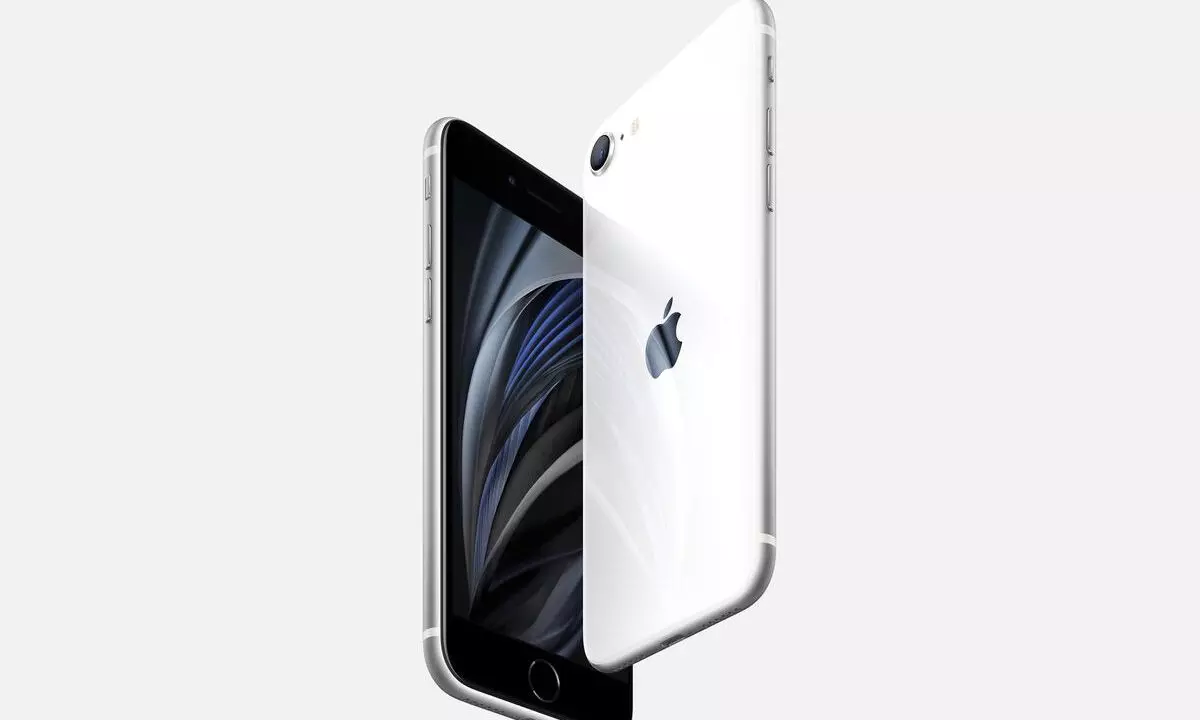 Buy iPhone SE for less than 15000 on Flipkart