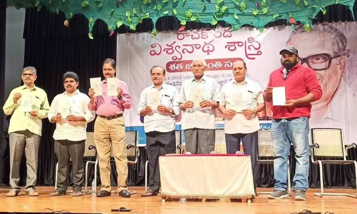 Dignitaries releasing noted writer Rachakonda Viswanatha Sastry’s book on occasion of the centenary celebrations of the writer at Makineni Basavapunnaiah Vignana Kendram in Vijayawada on Sunday