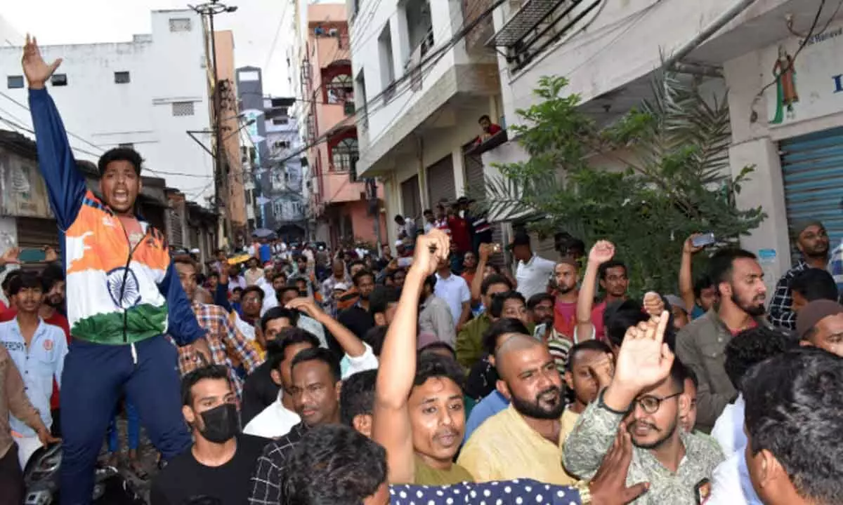 Massive protests, bandh sparks Hyd over BJP MLA Raja Singhs comments