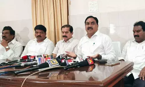 Minister for Panchayat Raj Errabelli Dayakar Rao addressing a press conference in Hanumakonda on Tuesday