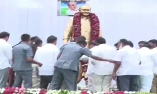 YS Jagan launches YSR and Buchepalli Subba Reddy idols in Chimakurti
