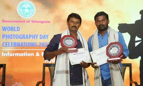 World Photography Day: 2 Hans lensmen bag awards