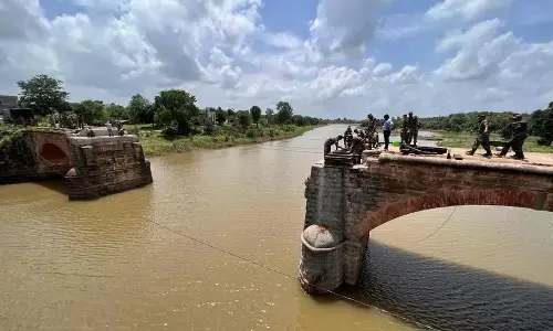 Restoration work at collpased British era bridge in MP begins