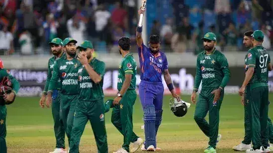 India defeated Pakistan by 5 Wickets: Hardik Pandya Announced Man of the Match