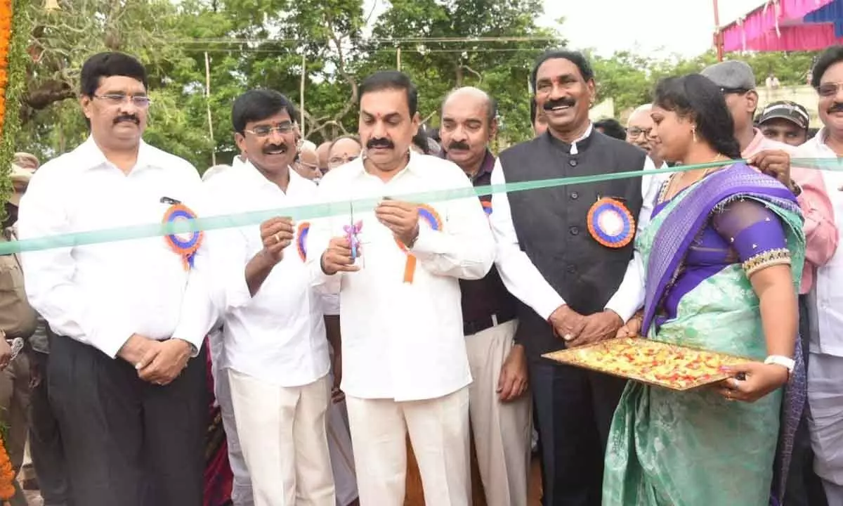 Minister K Govardhan Reddy inaugurating sports facilities at Viswodaya Institutions in Kavali town on Monday