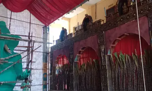 The 24-foot height Vinayaka idol made of using pineapples is getting ready at Thummala Gunta in Tirupati Rural mandal, the native village of MLA Chevireddy Bhaskar Reddy, for Vinayaka Chaturthi festival on Wednesday.