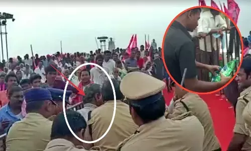 Man attempts suicide at KCR’s public meeting in Peddapalli