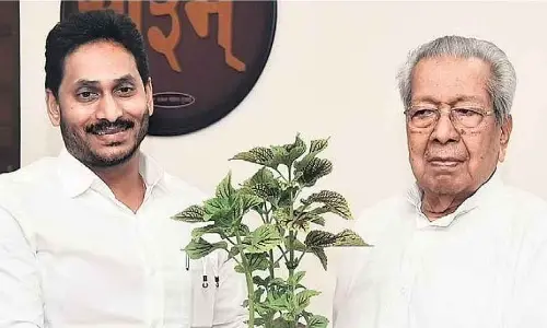 YS Jagan and Governor extend wishes to people on Ganesh Chaturthi festival