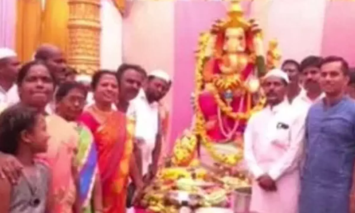 Hindus And Muslims Came Together To Celebrate Ganesh Chaturthi In Karnatakas Mandya