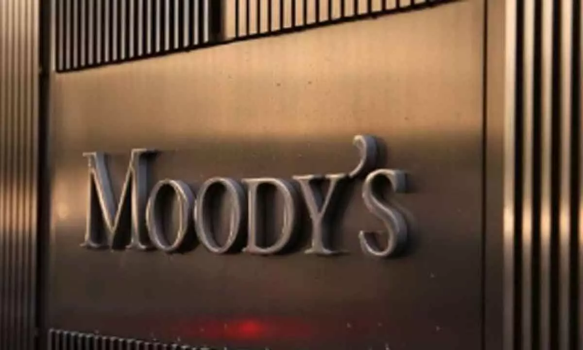 Moodys cuts GDP growth forecast