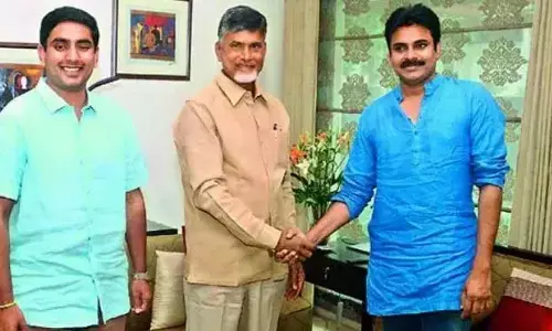 Chandrababu and Lokesh wishes Pawan Kalyan on his birthday