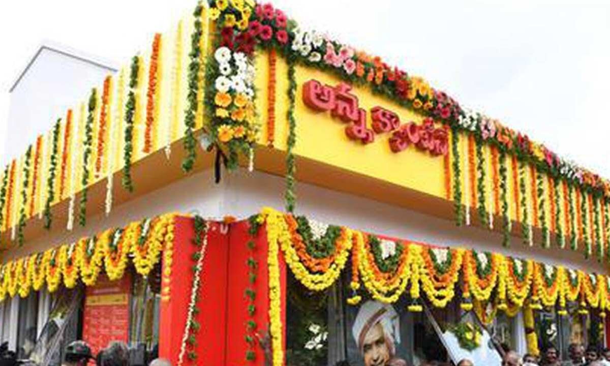 Heavy security deployed as TDP set to open Anna Canteen in Guntur