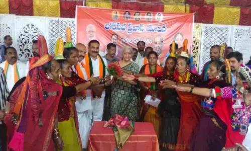 2,237 farmers committed suicide under TRS rule