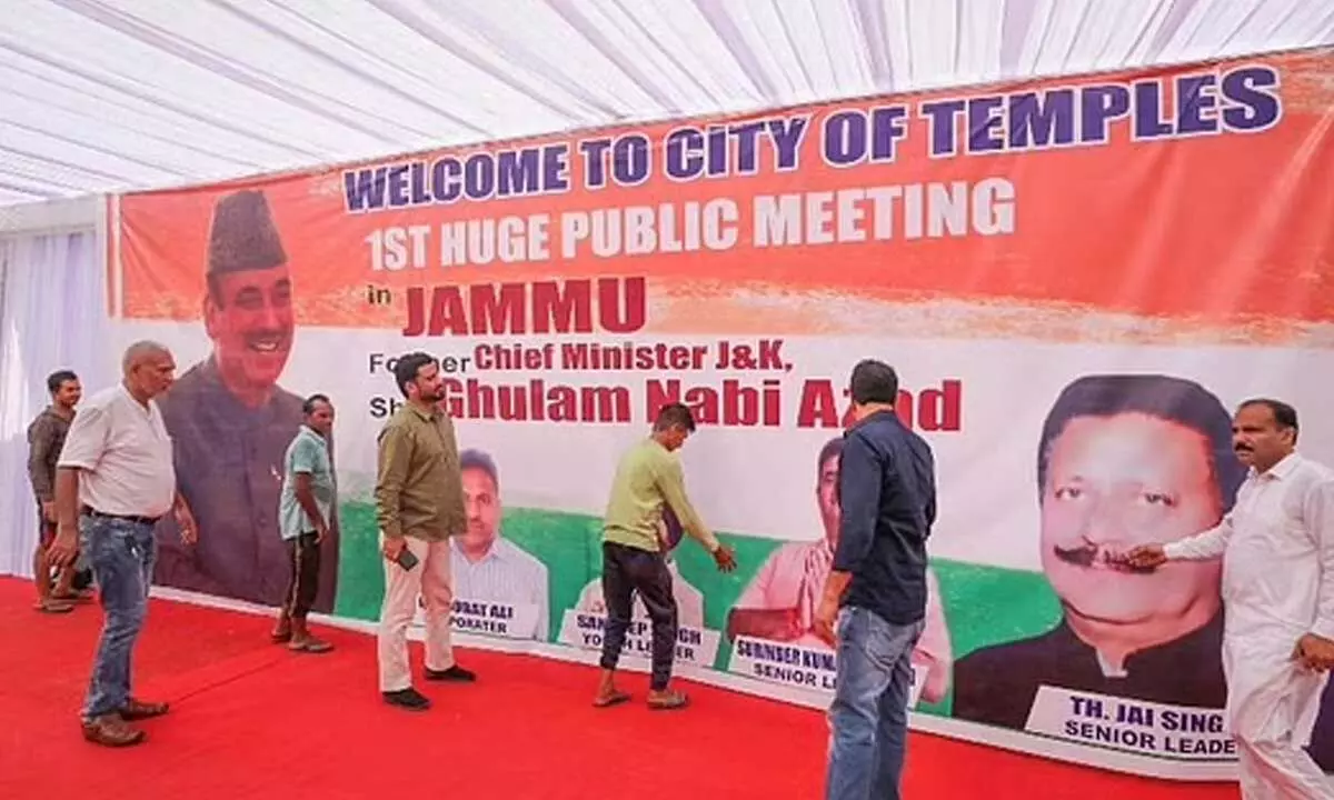 Ghulam Nabi Azad to hold his first public meeting in Jammu today; set to launch new party