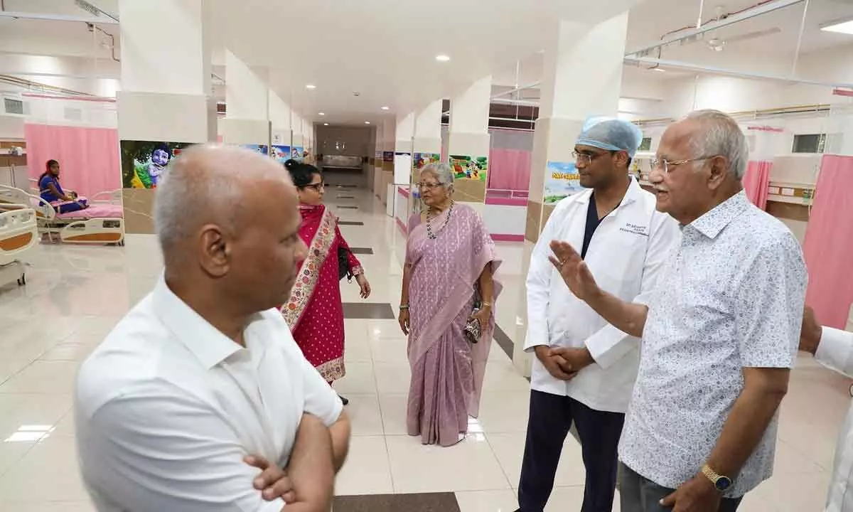 Apollo Group of Hospitals Chairman Prathap  C Reddy interacting with doctors and TTD EO  A V Dharma Reddy at the TTD-run Sri Padmavathi Hrudayalaya in Tirupati on Monday