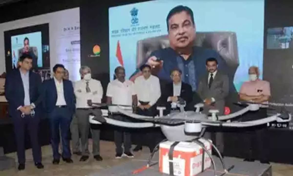Nitin Gadkari unveils the drone