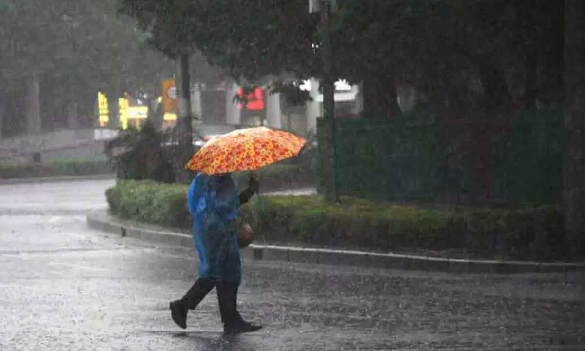 Heavy rain alert issued to Telangana for the next three days amid low ...