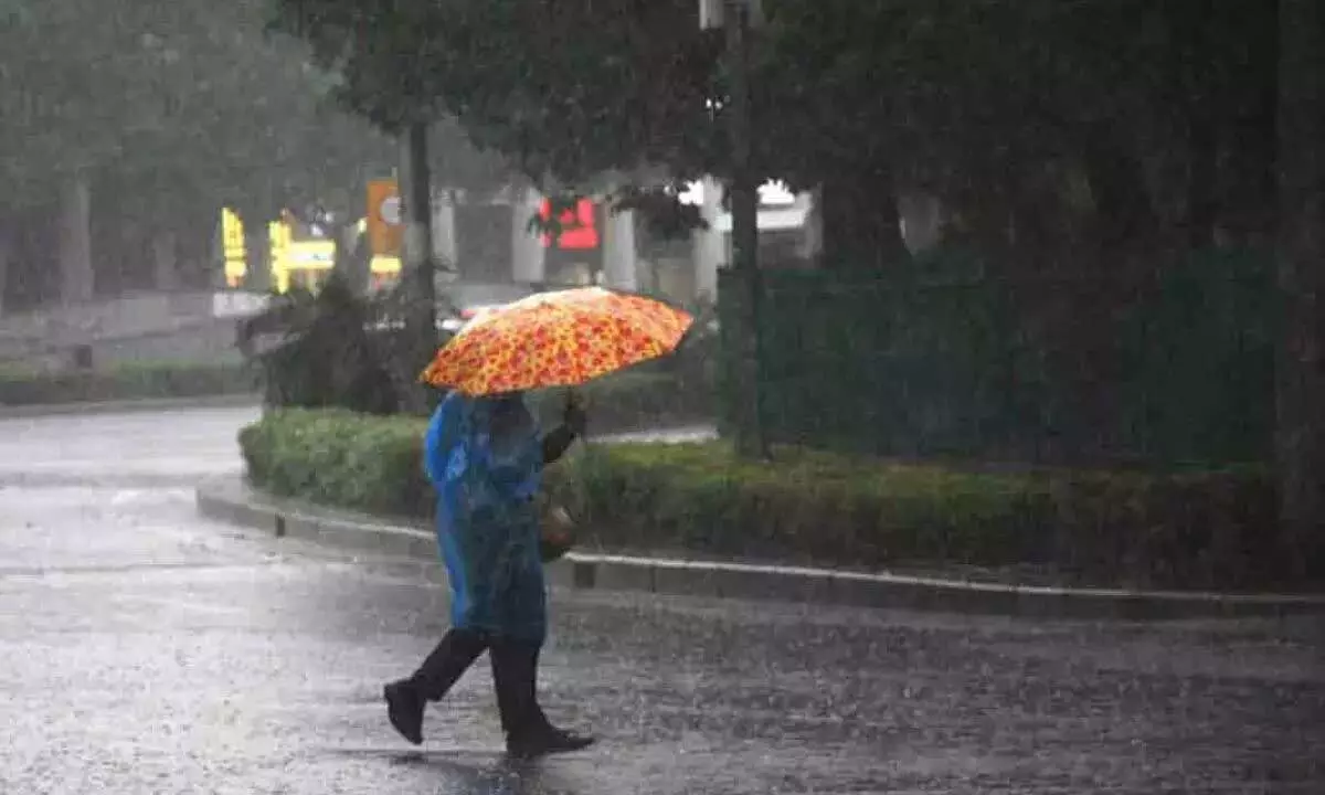 Heavy rain alert issued to Telangana for the next three days amid  low-pressure
