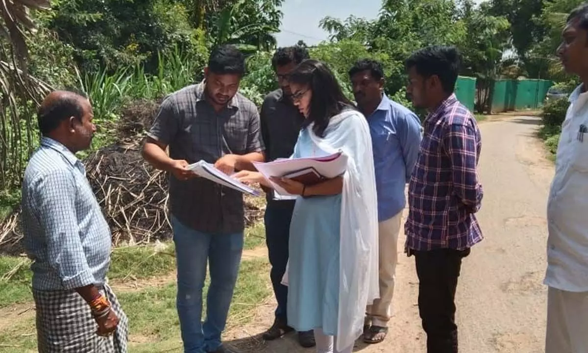 Anakapalli district Joint Collector Kalpana Kumari visiting Kasimkota mandal on Tuesday