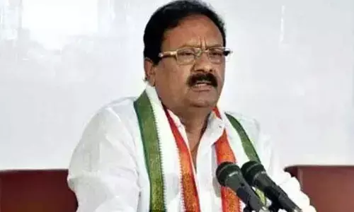 Shabbir urges KCR, Jagan to seek PMs intervention