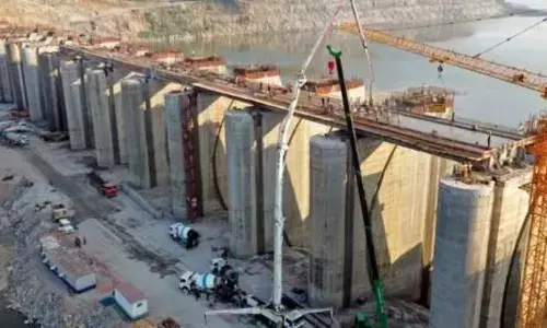 Polavaram: Supreme Court suggests Centre to call for a meeting of stakeholders