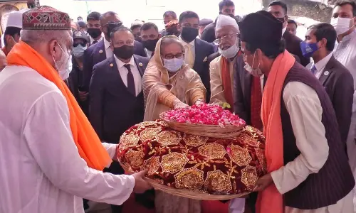 Bangladesh PM Sheikh Hasina dances with folk artistes in Jaipur, visits Ajmer Dargah