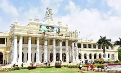 Former university syndicate member files complaint with Governor