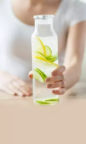 Make your Own Weight loss Drinks : All You need is Water & Few Ingredients