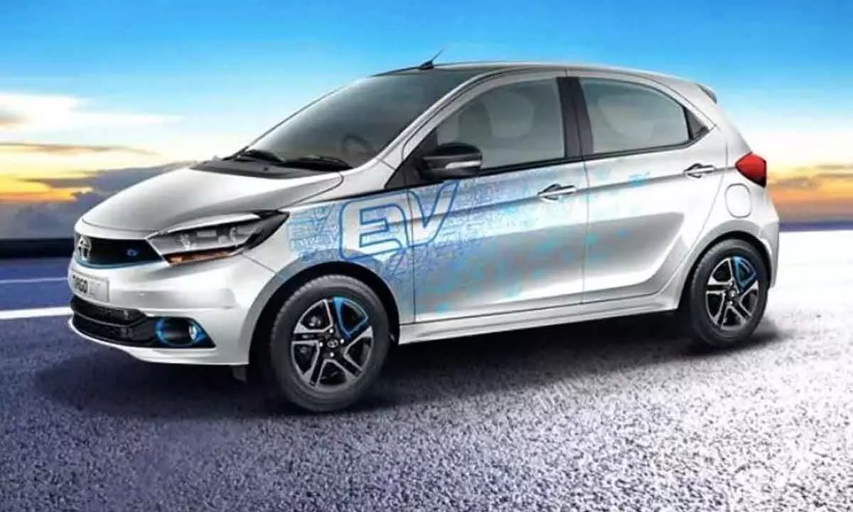 Tata Motors is the nation’s largest EV manufacturer; it is all set to make further worry to its rivals as it plans to launch a compact car later this month. And you would be surprised, it would only cost around Rs. 10 lakhs.