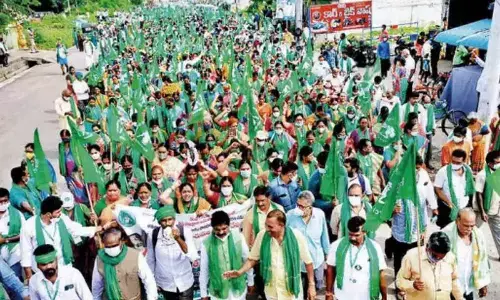 Amaravati farmers Maha Padayatra to begin today from Venkatapalem