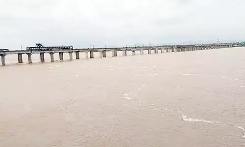 Godavari reaches first warning level at Bhadrachalam on Monday