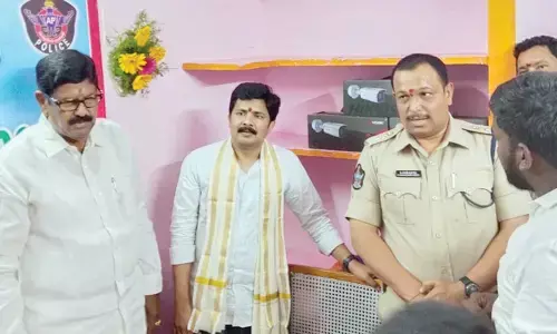 Tirupati MP Maddela Gurumoorthy, Venkatagiri MLA Anam Ramnarayan Reddy and SP Parameswar Reddy at the newly inaugurated command control room in Venkatagiri on Monday