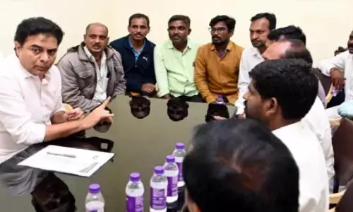 KTR assures to solve VRAs’ issues soon