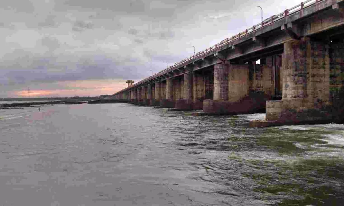 Second danger warning issued at Dowleswaram project due to floods