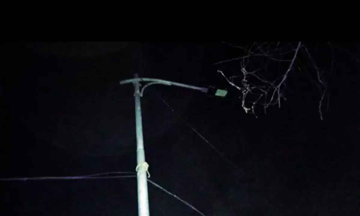 Kakinada Nonfunctioning of streetlights poses problems in Smart City