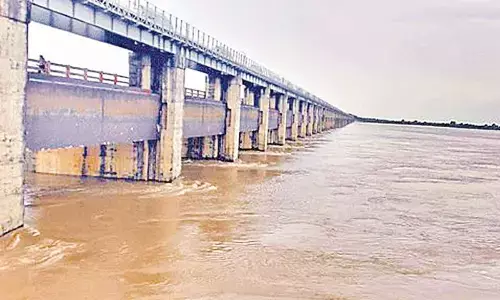 The raising Godavari at Cotton Barrage in Dowleswaram on Wednesday
