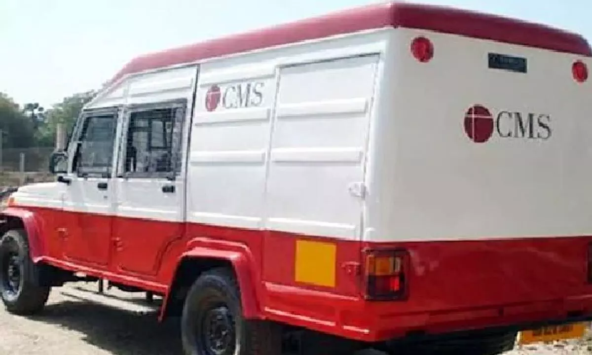 ATM cash van driver decamps with 60 lakhs in Kadapa