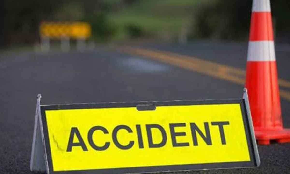 Two dead, four injured as two people killed in Kavali