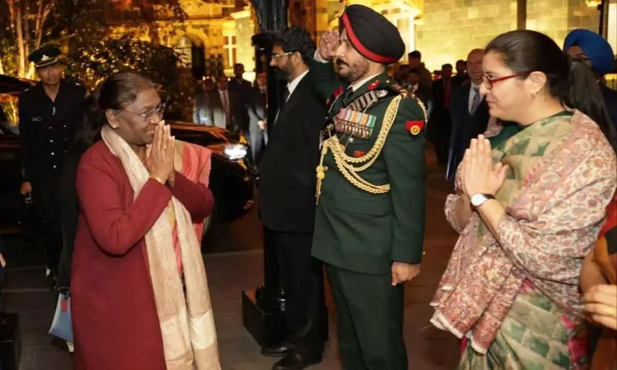 President Droupadi Murmu arrives in London to attend Queen Elizabeth IIs funeral to be held on Monday