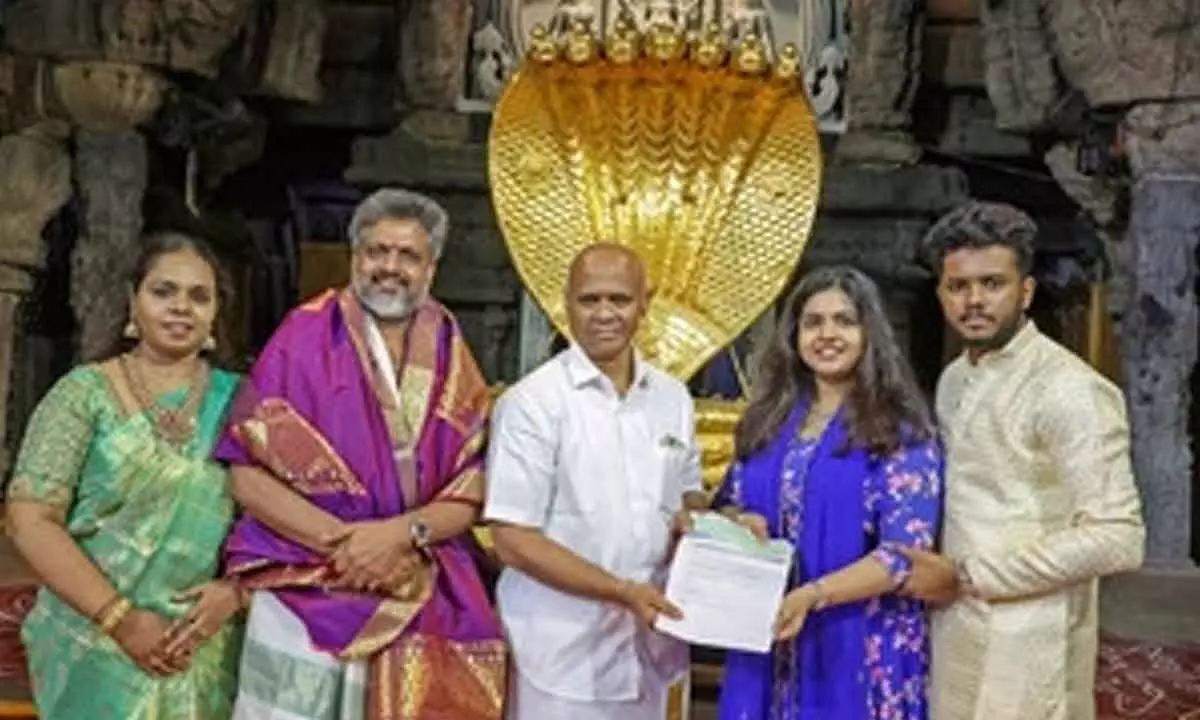Abdul Ghani and Subeena Bhanu, who are ardent devotees of Lord Venkateswara, donates Rs 1.02 Cr to Tirumala Tirupati Devasthanams