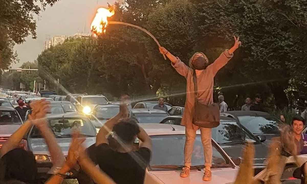 Women In Iran Burn Headscarves In Anti Hijab Protest Over Mahsa Aminis Death 