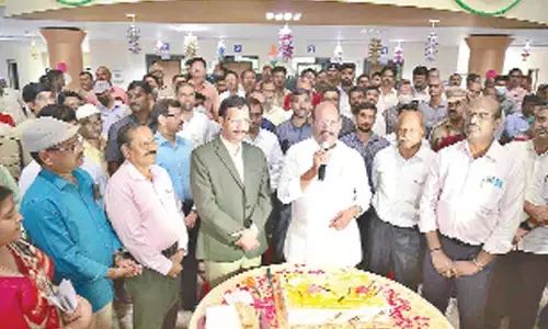 Losses in TSRTC drastically reduced: Bajireddy Govardhan