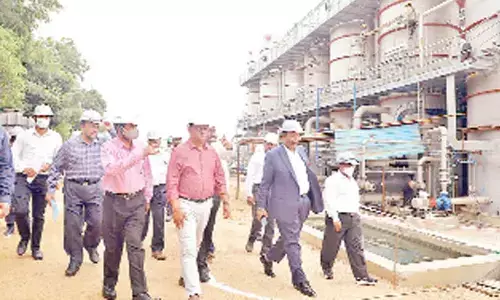 Hyderabad: Arvind Kumar reviews ULBs works