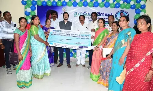 1.24L benefitted under YSR Cheyutha in Kurnool